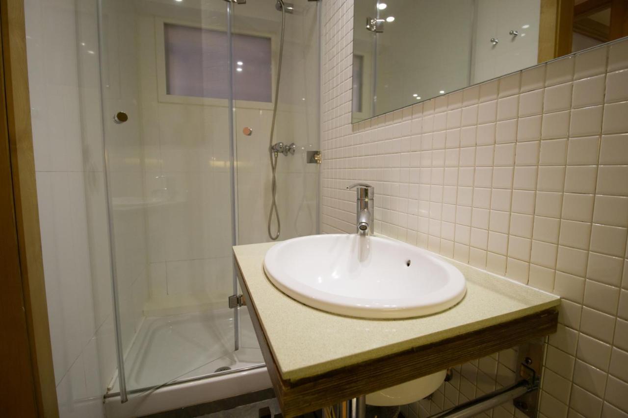 Apartamentos Turisticos Pacios Santiago de Compostela Ngoại thất bức ảnh